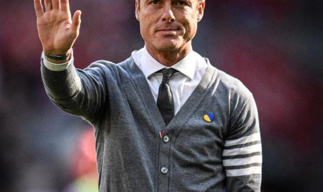 开云线上入口-冲超功臣3轮下课，伯恩茅斯解雇帕克真只为战绩？