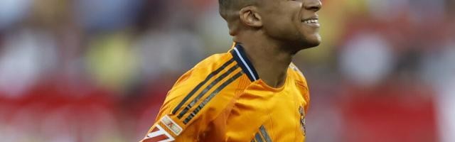 开云网站-对手两红皇马赢下“季前赛” 姆巴佩继续向金靴进发